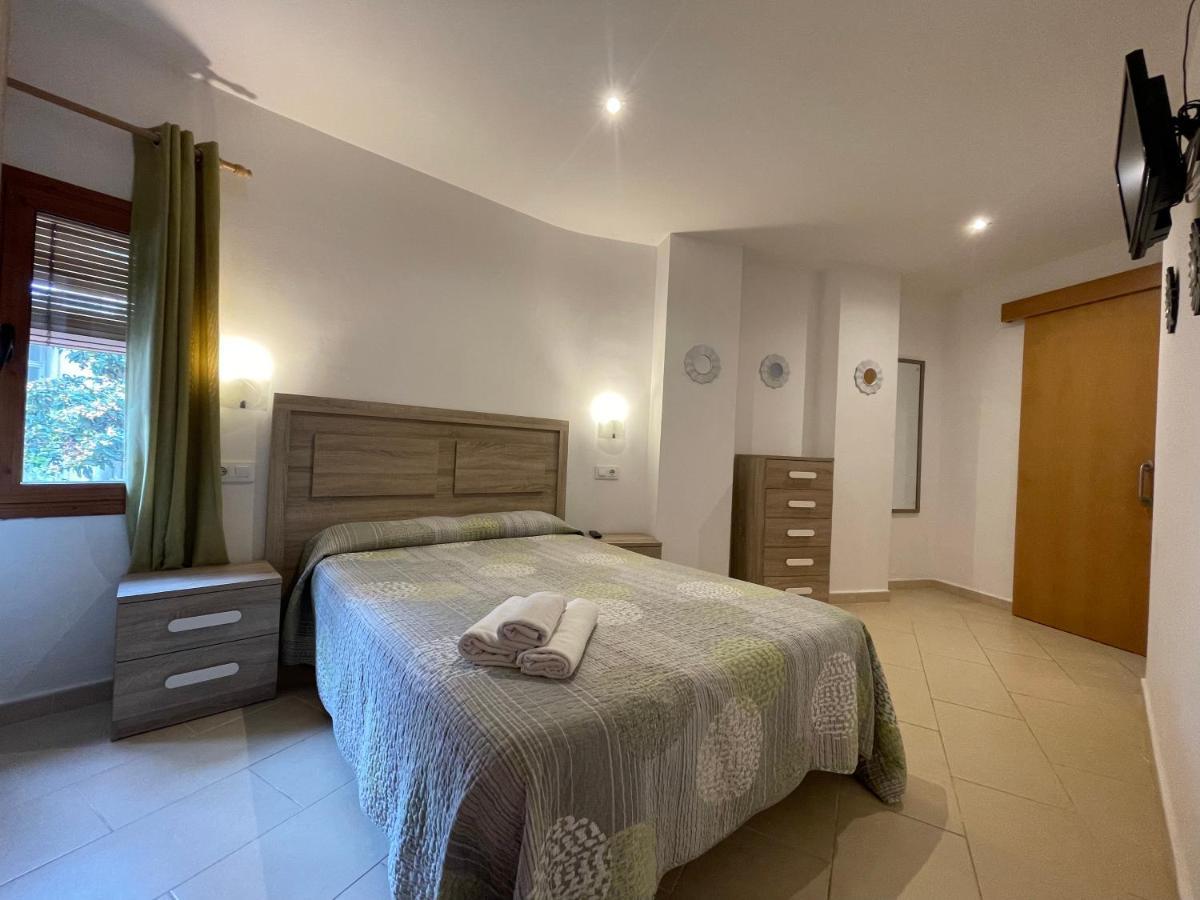 P&R Hostals Codolar Tossa de Mar Exterior photo